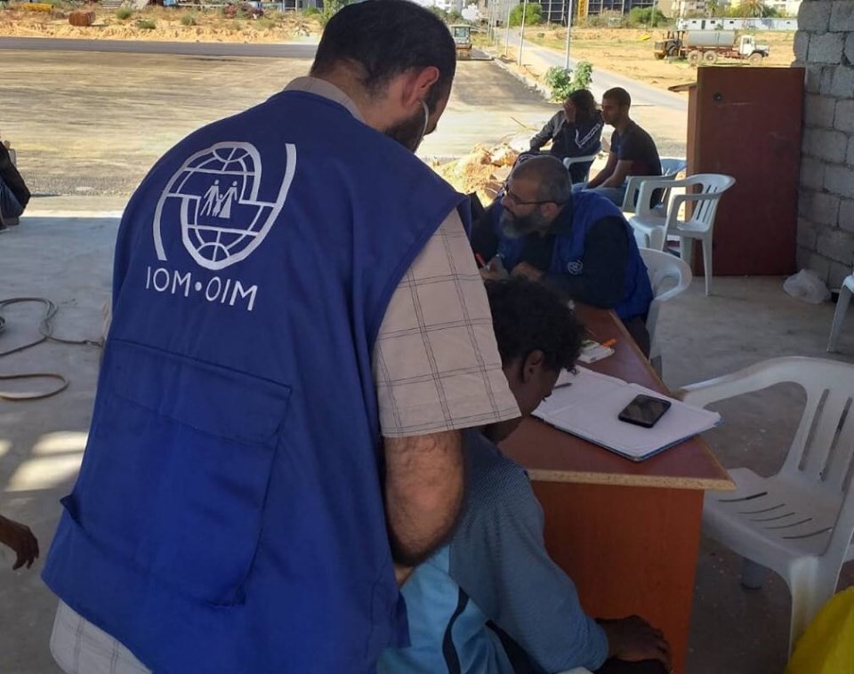 الهجرة الدولية تعلن تقديم الفحوصات الطبية للمهاجرين في ليبيا