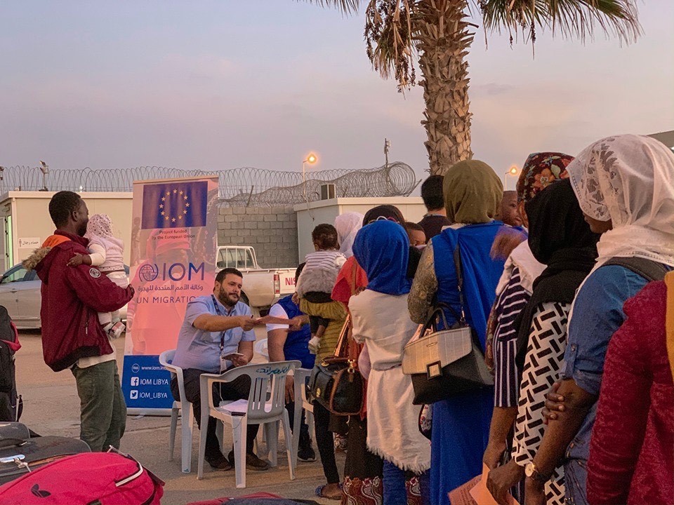 الهجرة الدولية: 162 مهاجرا نيجيريا متجهين إلى لاغوس من مصراتة