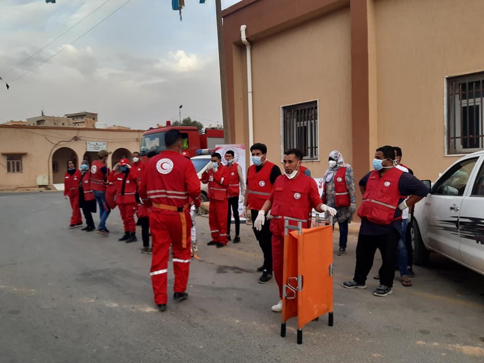 الهلال الأحمر فرع يفرن يقيم مناورة ميدانية حول انقاذ المصابين